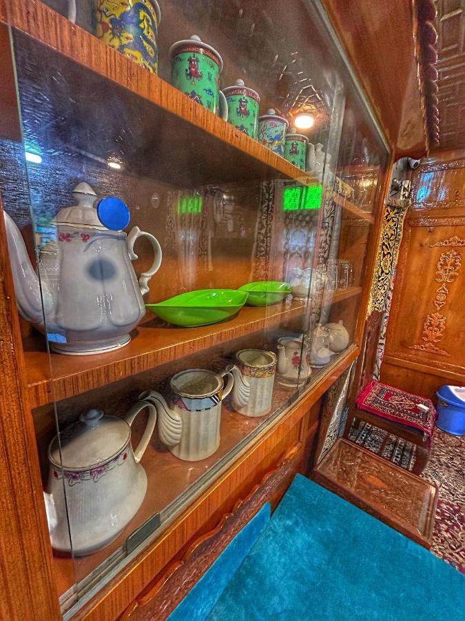 מלון Srīnagar Exotic Young Shreen Houseboat מראה חיצוני תמונה