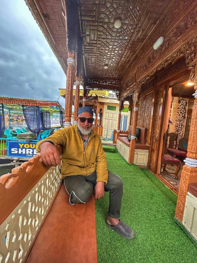 מלון Srīnagar Exotic Young Shreen Houseboat מראה חיצוני תמונה